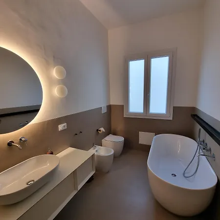 La Bella Volta - Elegant Bed and Breakfast